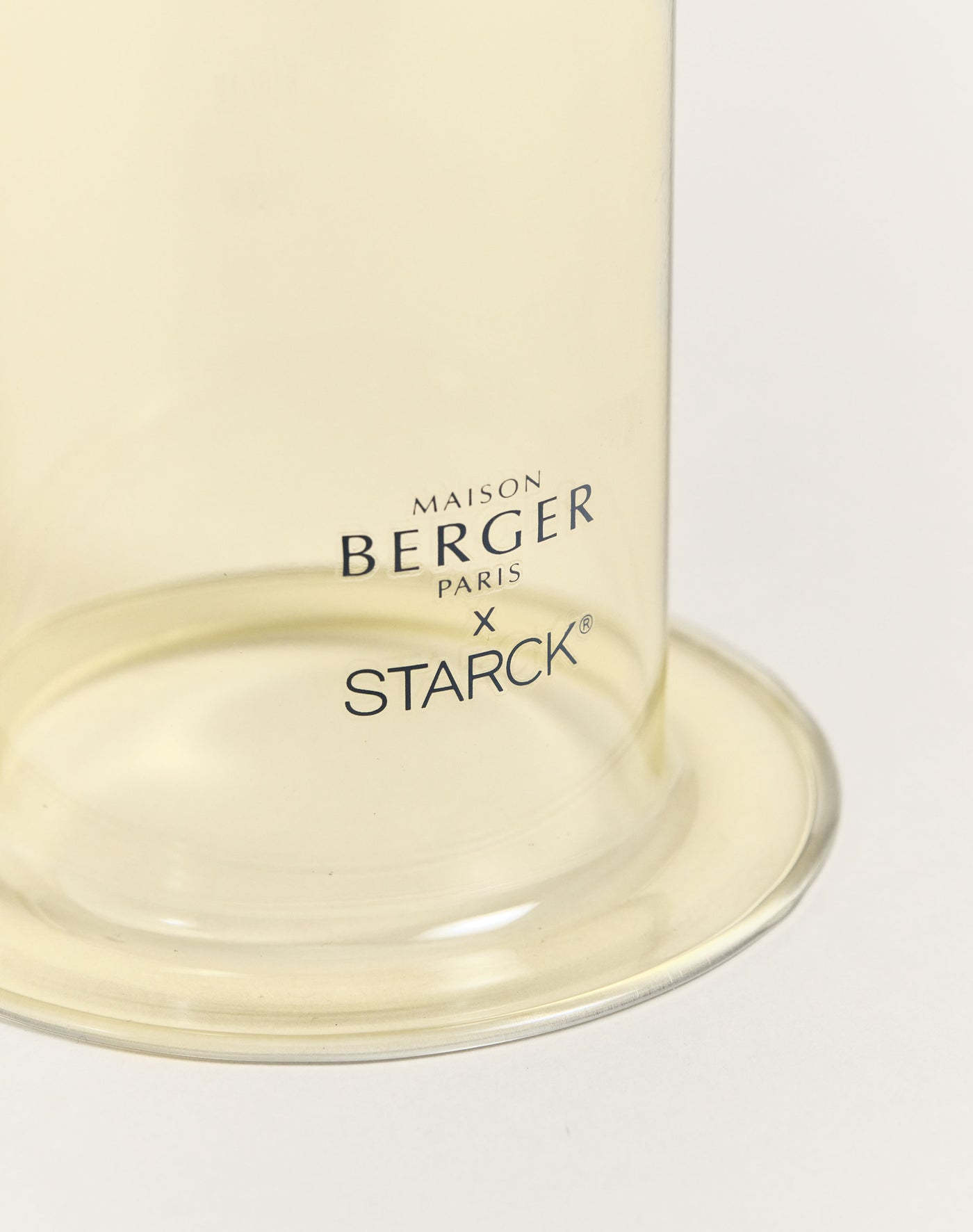 Candle Starck - Peau d'Ailleurs