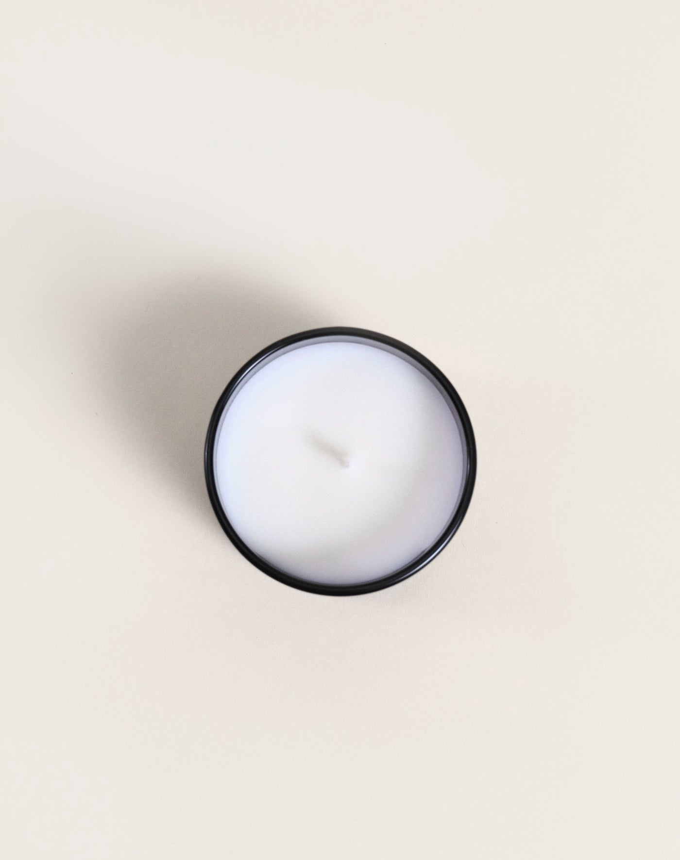 Molecule Noire Scented Candle - Underneath the Magnolias 240g